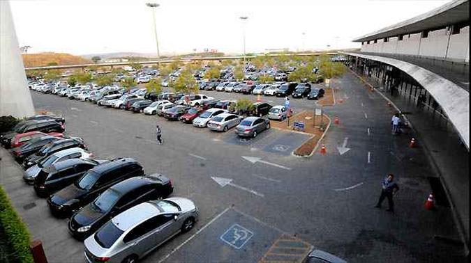 Estacionamento do Aeroporto Internacional de Confins(foto: Beto Novaes/EM/D.A PRESS)