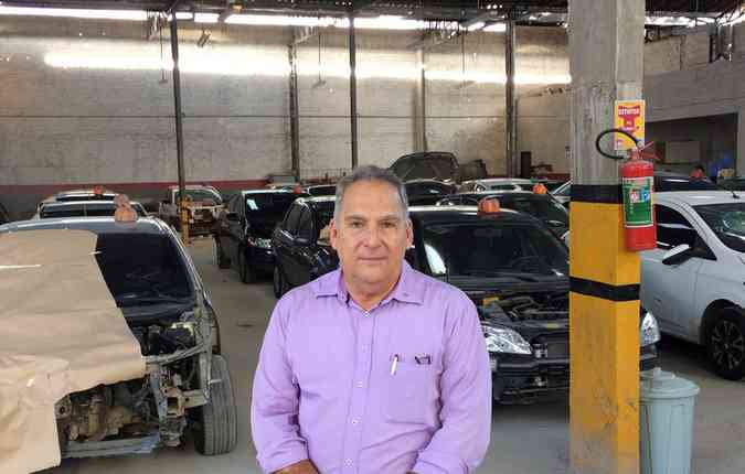 Para Carlos Valle, a fiscalizao dos ferros-velhos  essencial para iniciar a prtica do novo seguro Auto Popular no estado de Pernambuco(foto: Victor Lacerda/ ESP DP)