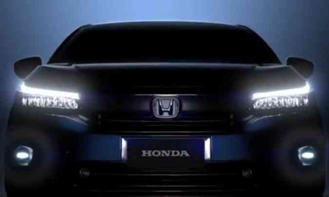 O Honda City na linha 2022 vai ganhar conjunto óptico com LED, provavelmente nas versões de topo de linha(foto: Honda/Divulgação)