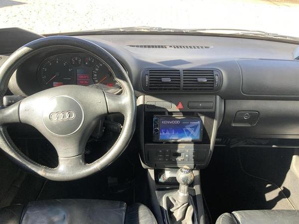 Audi A3 1.8 5p Mec. 2006 R$ 29.900,00 MG VRUM