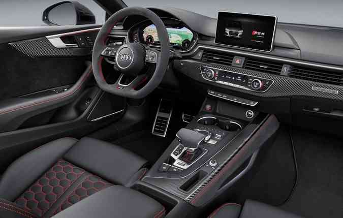 Nova gerao do sistema MMI de infotenimento equipa o novo modelo(foto: Audi/Divulgao)