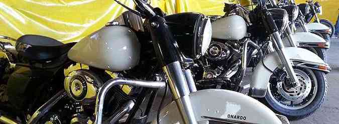Leilo da PRF vende Harley-Davidson por R$ 2,4 mil em MG(foto: Thiago Ventura/EM/D.A Press)