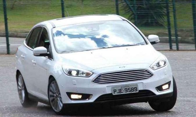 Ford Focus hatch registrou 2.933 emplacamentos ao longo do último ano e se prepara para sair de cena em maio(foto: Marlos Ney Vidal/EM/D.A Press) Ford Focus hatch registrou 2.933 emplacamentos ao longo do último ano e se prepara para sair de cena em maio(foto: Marlos Ney Vidal/EM/D.A Press)