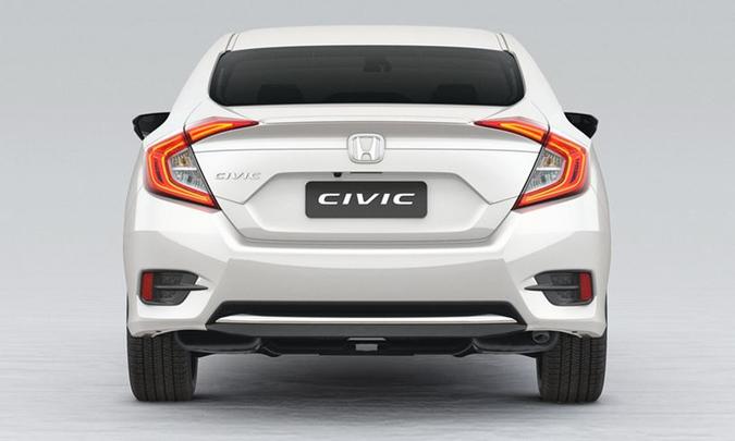 Civic 2.0 Sport agora traz inédito aerofólio na tampa traseira(foto: Honda/Divulgação) Civic 2.0 Sport agora traz inédito aerofólio na tampa traseira(foto: Honda/Divulgação)