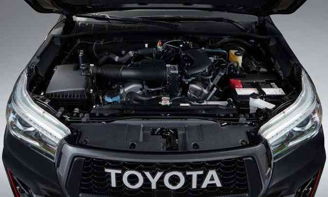 O motor 2.8 turbodiesel teve um ganho de 15% de potência, chegando aos 204cv(foto: Toyota/Divulgação)