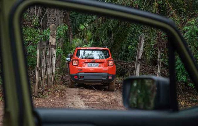 Valente, nosso Jeep se comportou bem durante os três dias de expedição (foto: Marcos Camargo/Divulgacao) Valente, nosso Jeep se comportou bem durante os três dias de expedição (foto: Marcos Camargo/Divulgacao)