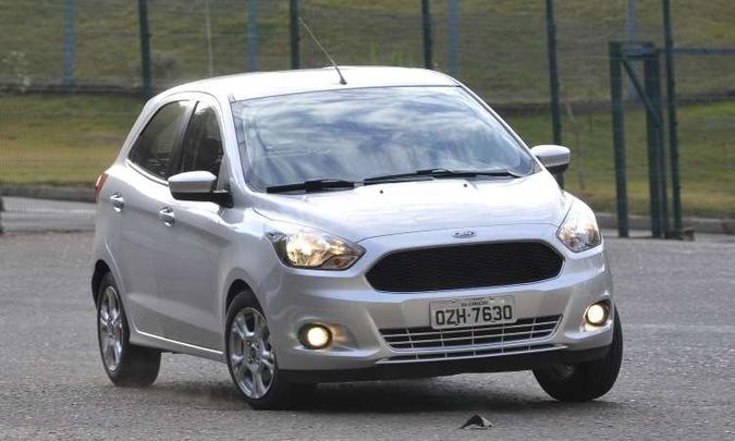 Por R$ 44.780, o Ford Ka 1.0 S não traz vidros elétricos, só manivelas (foto: Juarez Rodrigues/EM/D.A Press) Por R$ 44.780, o Ford Ka 1.0 S não traz vidros elétricos, só manivelas (foto: Juarez Rodrigues/EM/D.A Press)