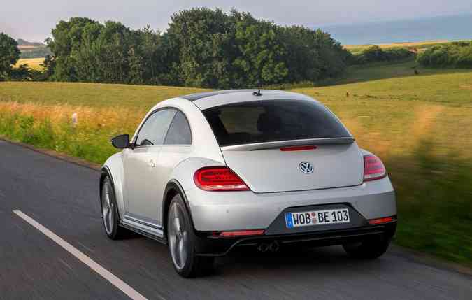 Modelo vai de 0 a 100 km/h em 6,9 segundos(foto: Volkswagen/Divulgao)