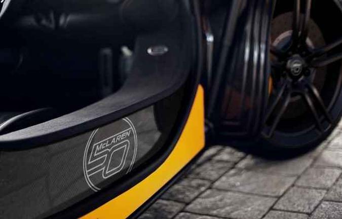 Logotipo nas laterais marcam a comemora��o dos 50 anos (foto: McLaren/divulga��o)