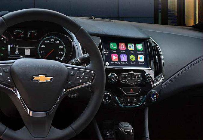 Cruze 2016 tem a nova geração do MyLink, com Apple CarPlay e Android Auto(foto: Chevrolet/Divulgação) Cruze 2016 tem a nova geração do MyLink, com Apple CarPlay e Android Auto(foto: Chevrolet/Divulgação)