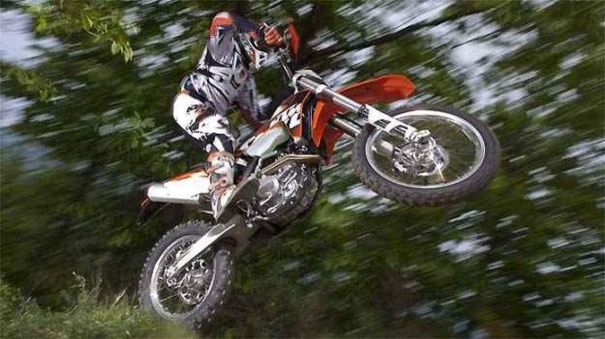 Compacto, o motor é monocilíndrico e desenvolve 45cv(foto: Fotos: KTM/Divulgação) Compacto, o motor é monocilíndrico e desenvolve 45cv(foto: Fotos: KTM/Divulgação)