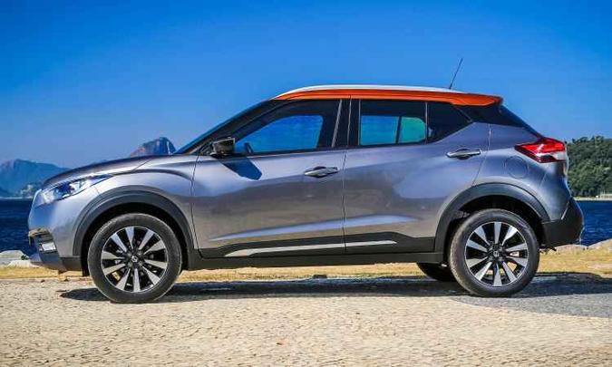 Teto bicolor com linha baixa é uma das marcas do Kicks(foto: Nissan/Divulgação) Teto bicolor com linha baixa é uma das marcas do Kicks(foto: Nissan/Divulgação)