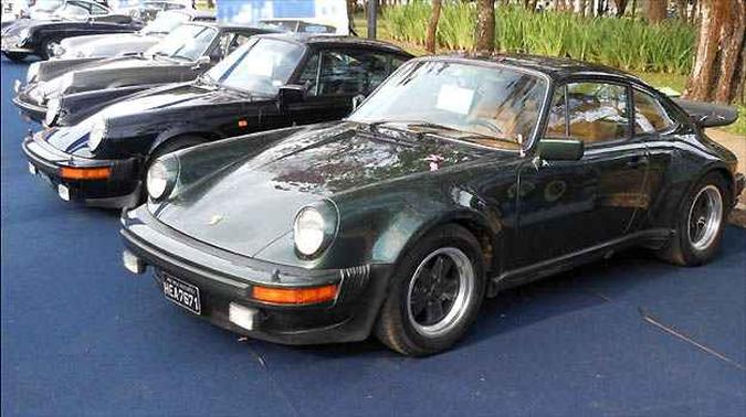 PORSCHES 911: HOMENAGEM A BUTZI(foto: Boris Feldman/EM/D.A PRESS) PORSCHES 911: HOMENAGEM A BUTZI(foto: Boris Feldman/EM/D.A PRESS)